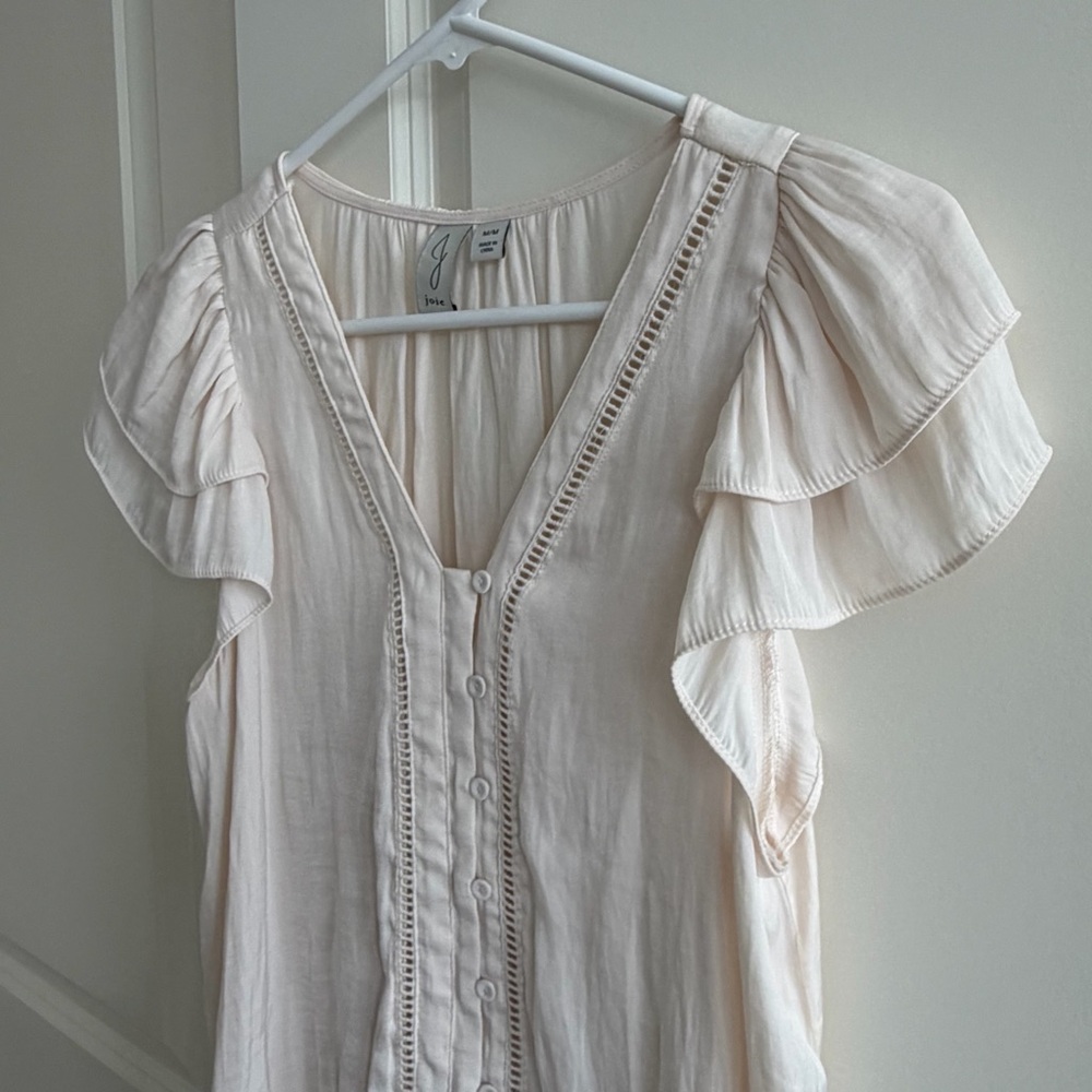 Joie Cream Ruffle Sleeve Top size m - Picture 8 of 9